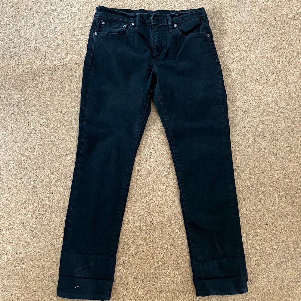 Black Low Rise Levis 511